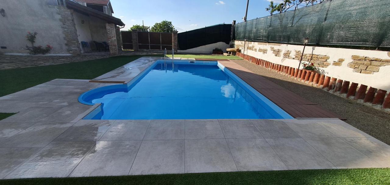 Nave Nel Bosco Bed & Breakfast Torresina Exterior photo